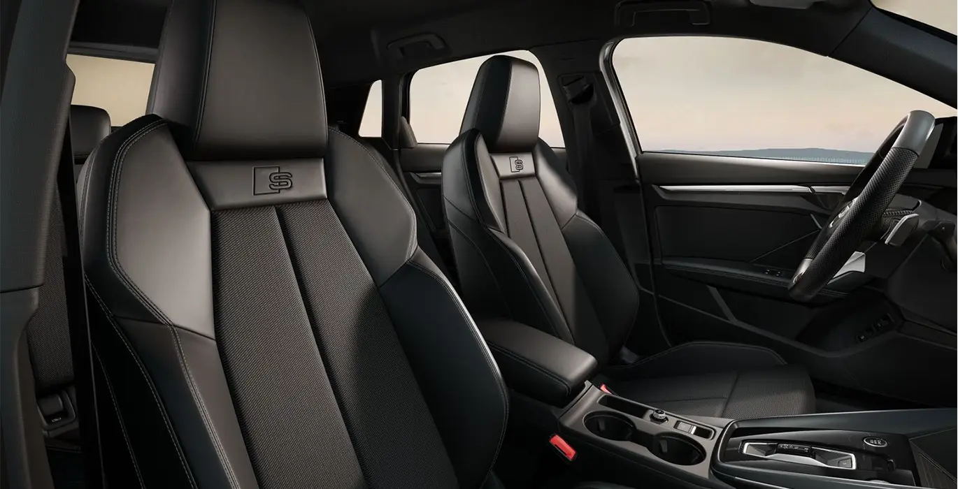 AUDI-A3-Sportback-S-Line-40-TFSI-e-150kW-S-Tron-interior-delantera-II