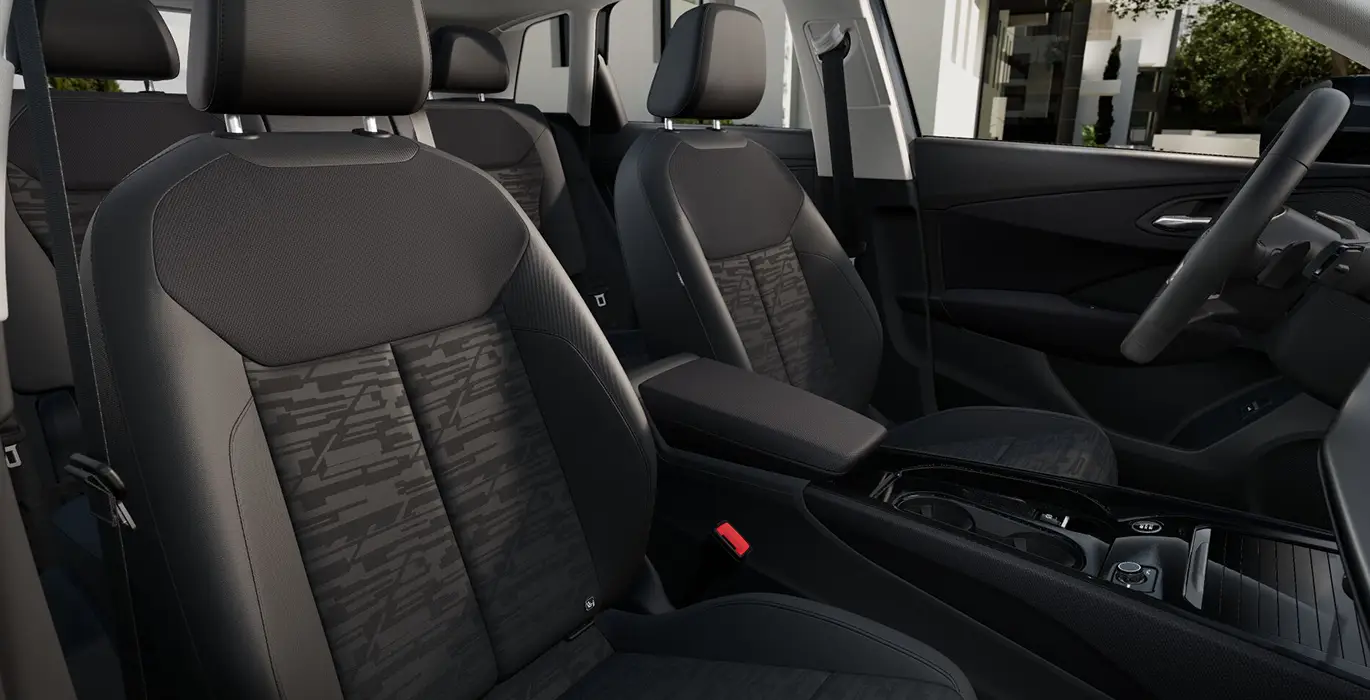 Audi-Q3-Advanced-TFSI-110kW-S-Tronic-interior-delantera-II