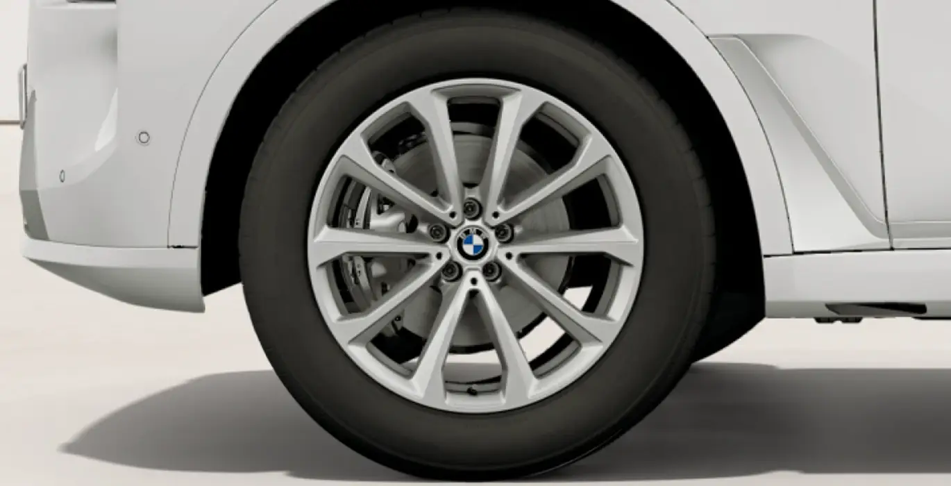 BMW-X7-xDrive40i-rueda