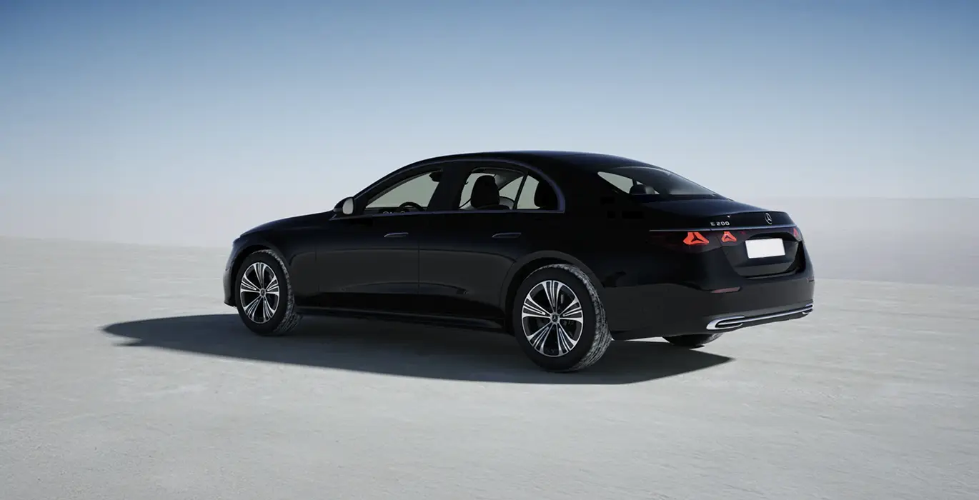 Mercedes-Benz-Clase-E-200-trasera