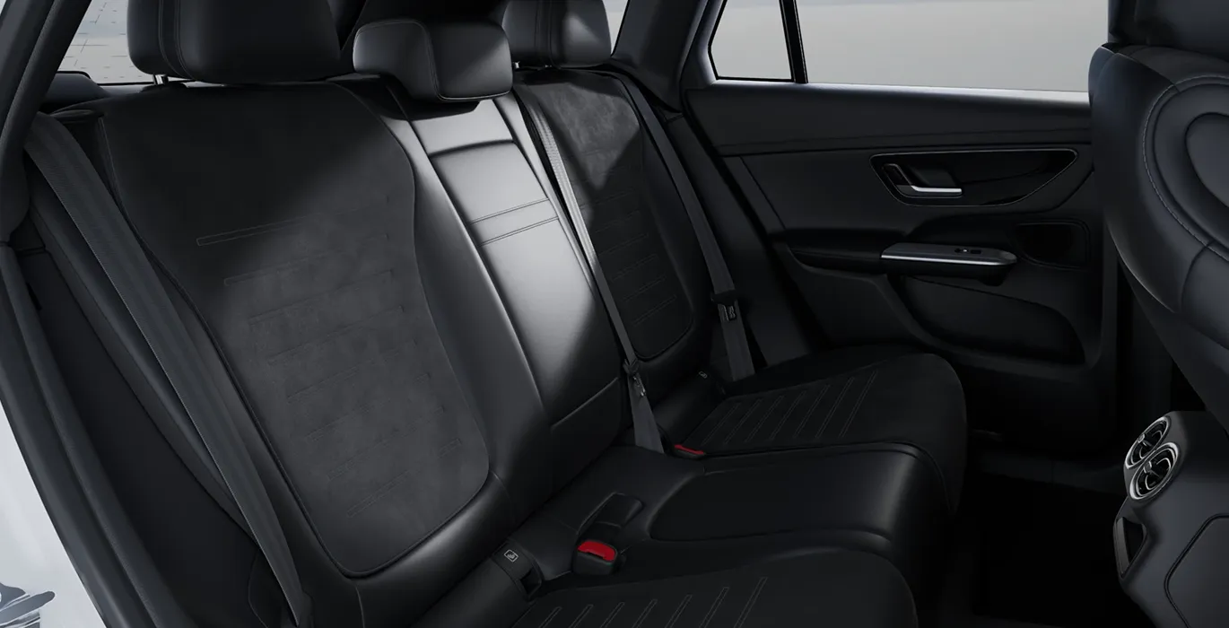 Mercedes-Benz-GLC-220D-4MATIC-interior-trasera