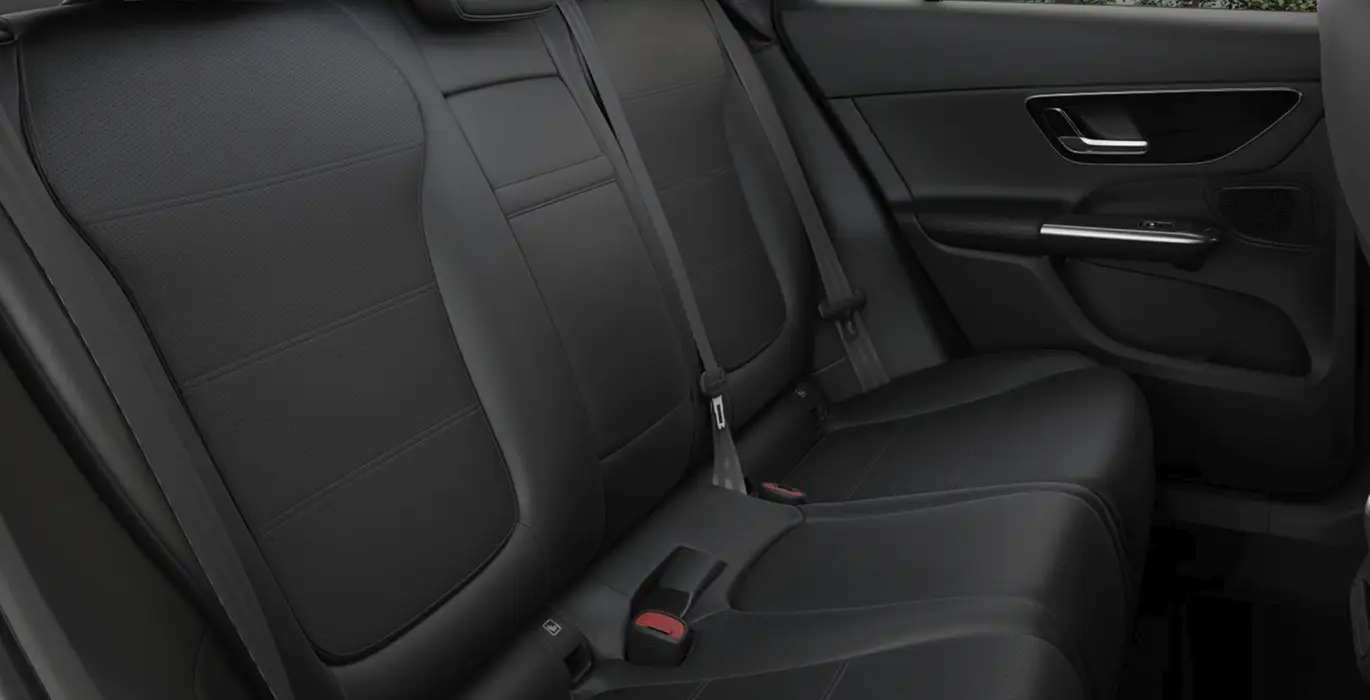 Mercedes-Benz-GLC-Coupe-220D-4MATIC-interior-trasera